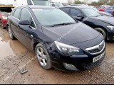 Opel Astra J 1.6 MT 2010 (39) -     |    