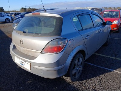 Opel Astra H 1.4 MT 2010 (�97) - ���������� ���������� � ������������� | �������� � ����������� 