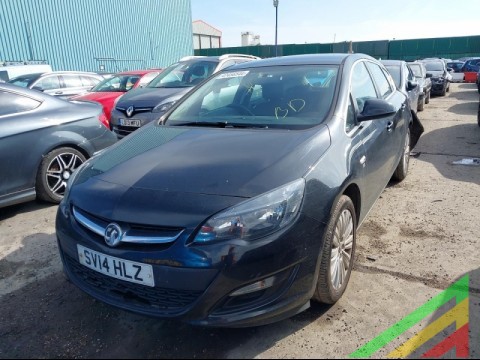 Opel Astra J 1.6 MT 2014 (61) -     |    